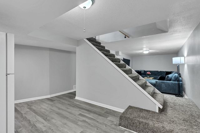 217 N Tracy St, Wichita, KS 67212