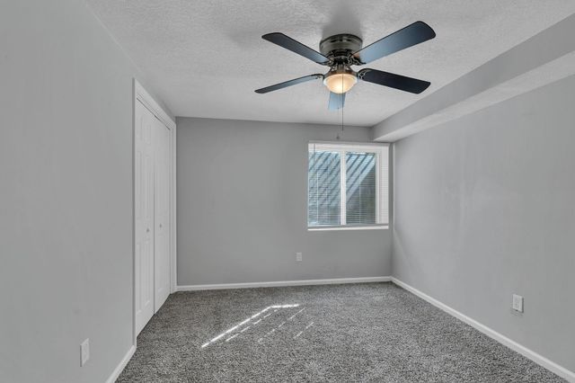 217 N Tracy St, Wichita, KS 67212