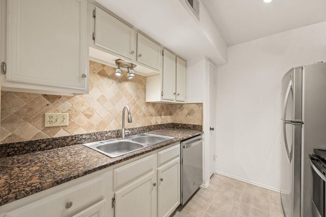 4159 Steck Ave 267, Austin, TX 78759