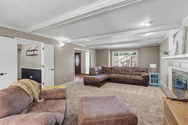 1609 N Stoney Ridge Road, Edmond, OK 73034