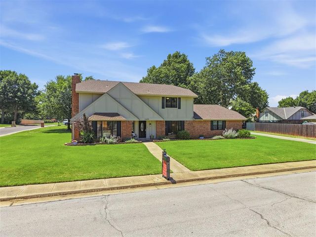 1609 N Stoney Ridge Road, Edmond, OK 73034