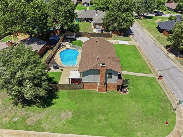 1609 N Stoney Ridge Road, Edmond, OK 73034
