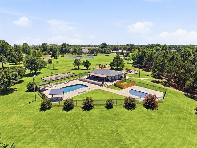 1609 N Stoney Ridge Road, Edmond, OK 73034
