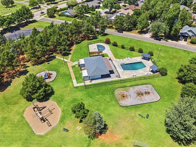 1609 N Stoney Ridge Road, Edmond, OK 73034