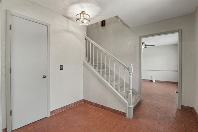 1609 N Stoney Ridge Road, Edmond, OK 73034