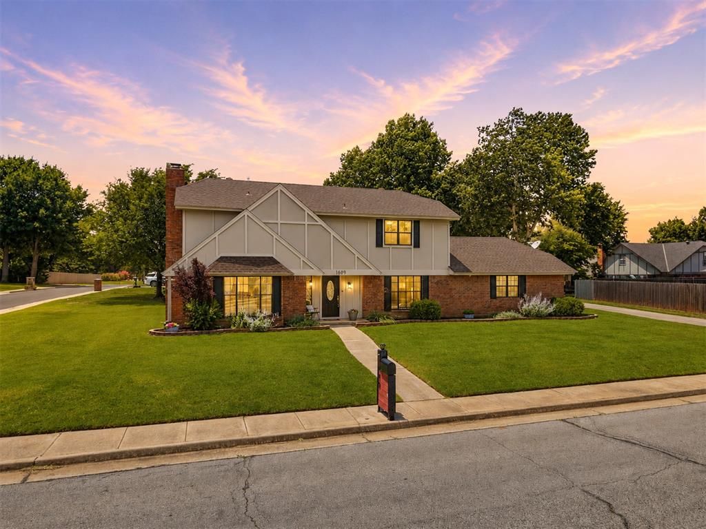 1609 N Stoney Ridge Road, Edmond, OK 73034