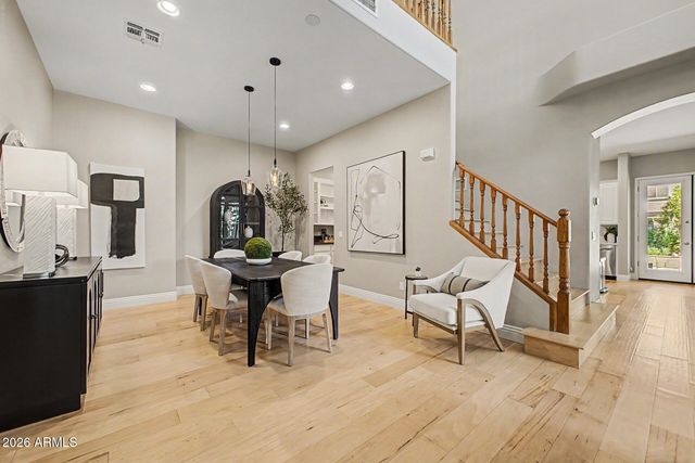 2886 E WASHINGTON Avenue, Gilbert, AZ 85234