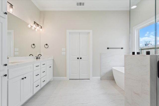 10109 Castleberry Lane, Waco, TX 76712