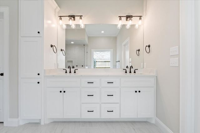 10109 Castleberry Lane, Waco, TX 76712