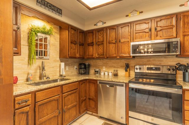 9 Torre del Mar Way, Hot Springs Village, AR 71909