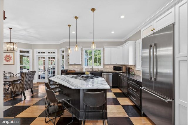 25301 POLAND RD, Chantilly, VA 20152