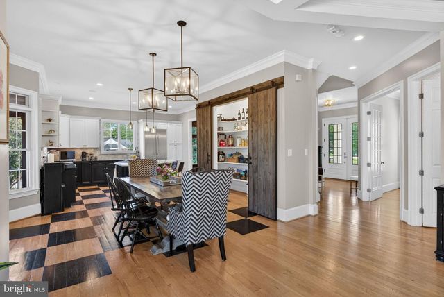 25301 POLAND RD, Chantilly, VA 20152