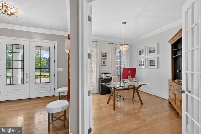 25301 POLAND RD, Chantilly, VA 20152