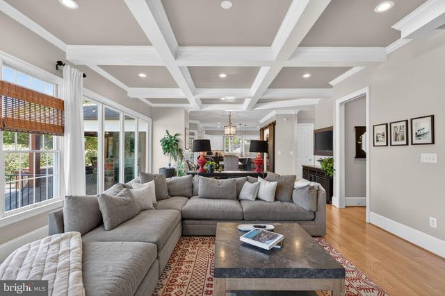 25301 POLAND RD, Chantilly, VA 20152