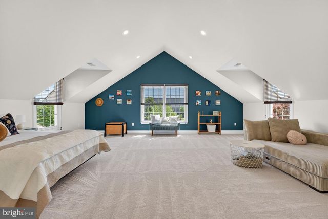 25301 POLAND RD, Chantilly, VA 20152