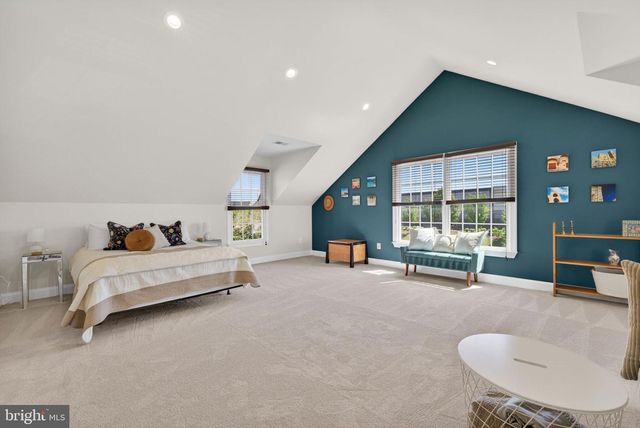 25301 POLAND RD, Chantilly, VA 20152