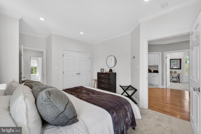 25301 POLAND RD, Chantilly, VA 20152
