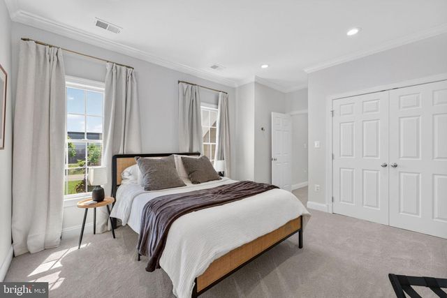 25301 POLAND RD, Chantilly, VA 20152