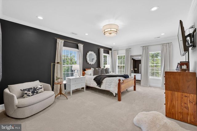 25301 POLAND RD, Chantilly, VA 20152
