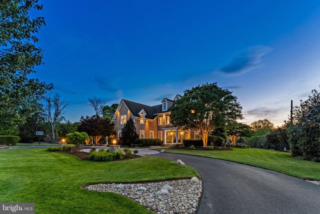 25301 POLAND RD, Chantilly, VA 20152