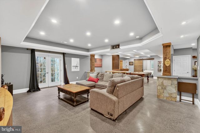 25301 POLAND RD, Chantilly, VA 20152
