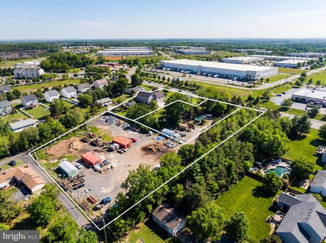 25301 POLAND RD, Chantilly, VA 20152