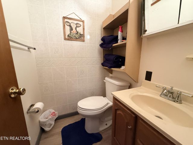 1200 Banner Springs Rd, Jamestown, TN 38556