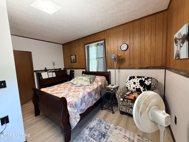 1200 Banner Springs Rd, Jamestown, TN 38556