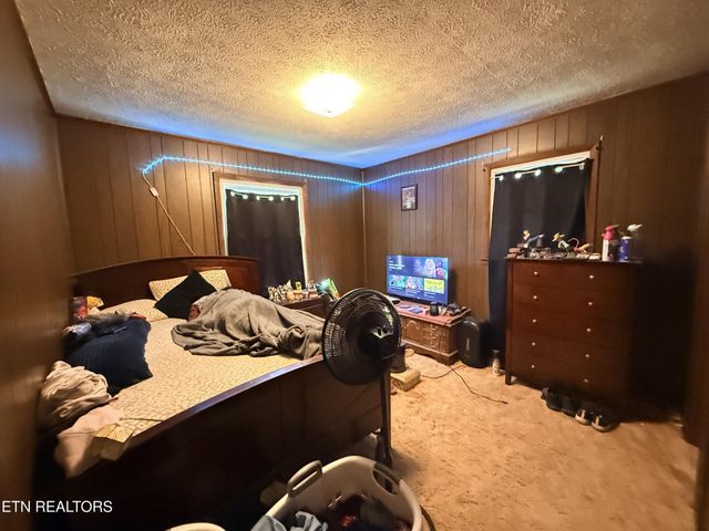 1200 Banner Springs Rd, Jamestown, TN 38556