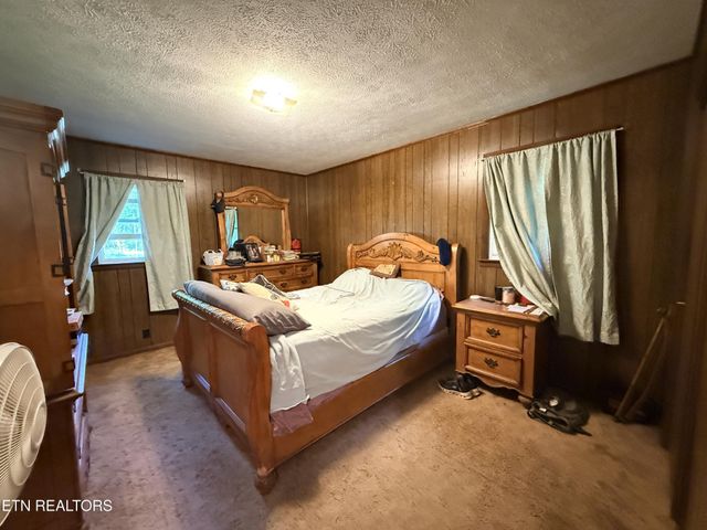1200 Banner Springs Rd, Jamestown, TN 38556