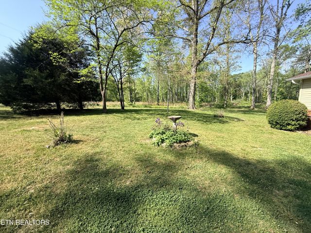 1200 Banner Springs Rd, Jamestown, TN 38556