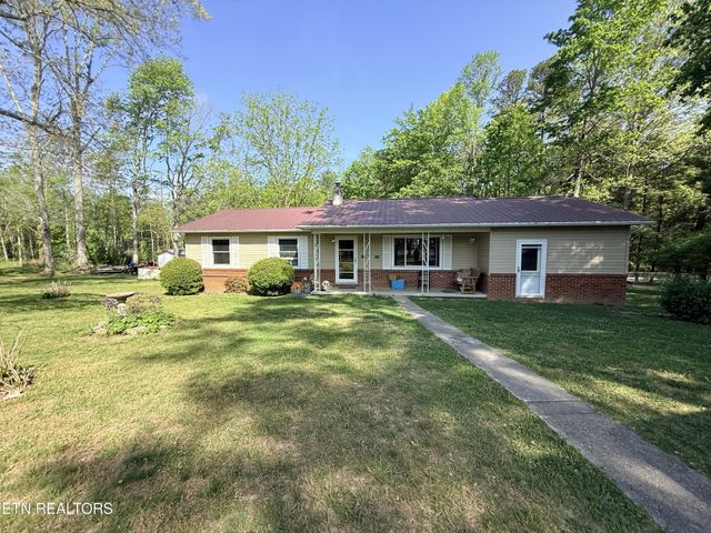 1200 Banner Springs Rd, Jamestown, TN 38556