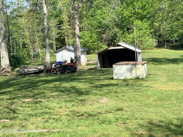 1200 Banner Springs Rd, Jamestown, TN 38556