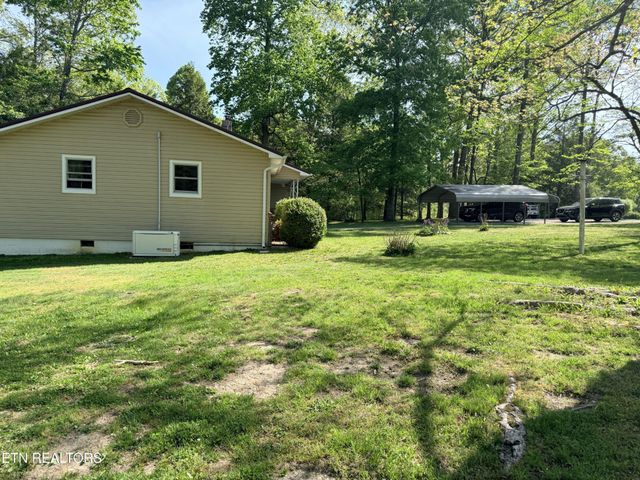 1200 Banner Springs Rd, Jamestown, TN 38556