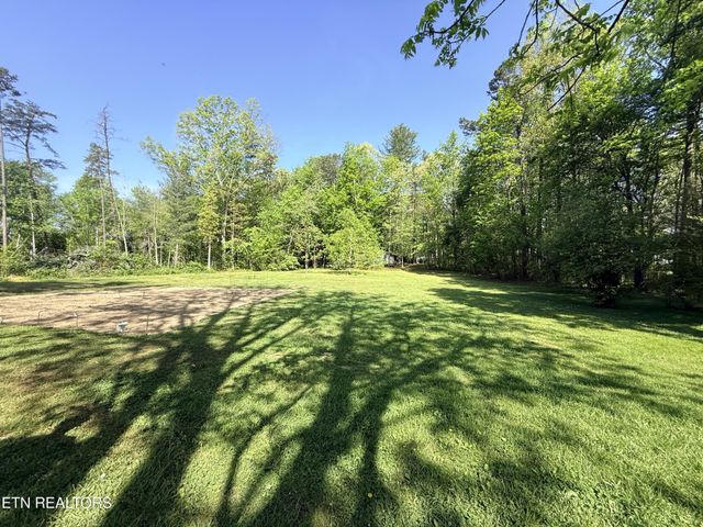 1200 Banner Springs Rd, Jamestown, TN 38556