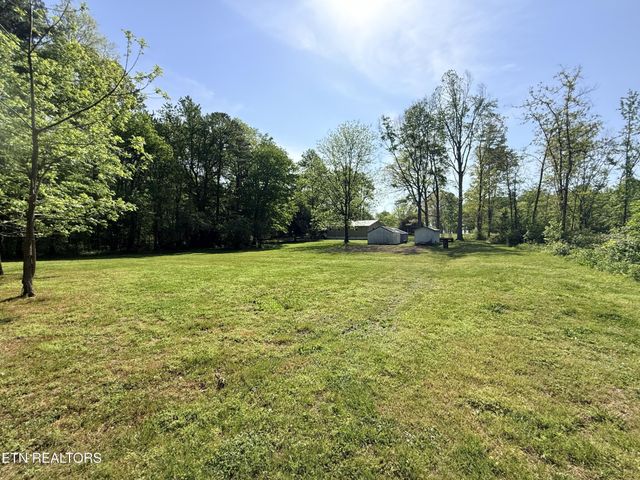 1200 Banner Springs Rd, Jamestown, TN 38556