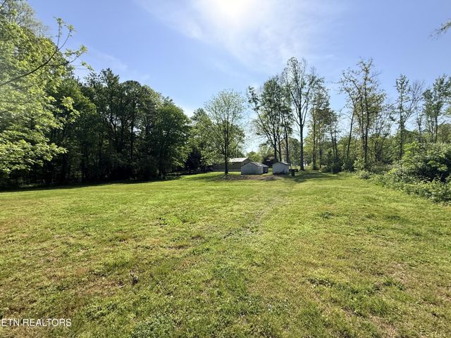 1200 Banner Springs Rd, Jamestown, TN 38556