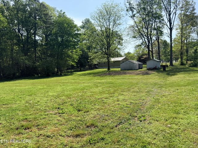 1200 Banner Springs Rd, Jamestown, TN 38556