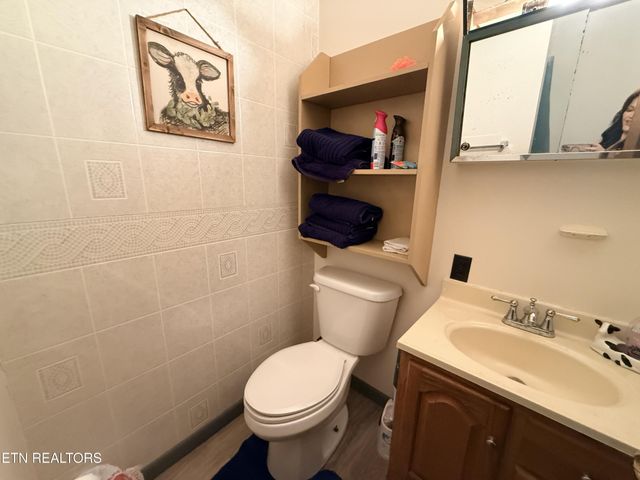 1200 Banner Springs Rd, Jamestown, TN 38556