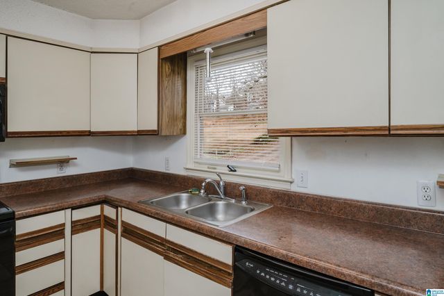 1534 FUNDERBURG BEND ROAD, Pell City, AL 35128