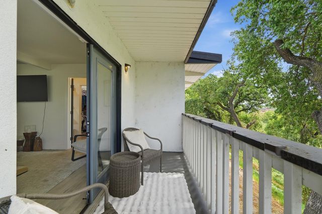 2124 Scenic Dr, Modesto, CA 95355