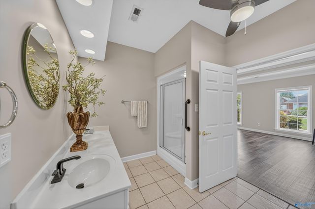 112 Fawn Ridge Drive, Decatur, AL 35603
