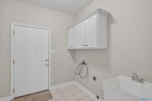 112 Fawn Ridge Drive, Decatur, AL 35603