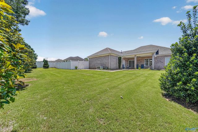 112 Fawn Ridge Drive, Decatur, AL 35603