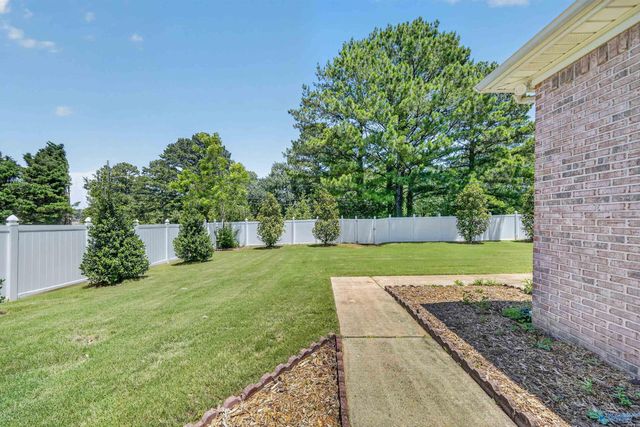 112 Fawn Ridge Drive, Decatur, AL 35603