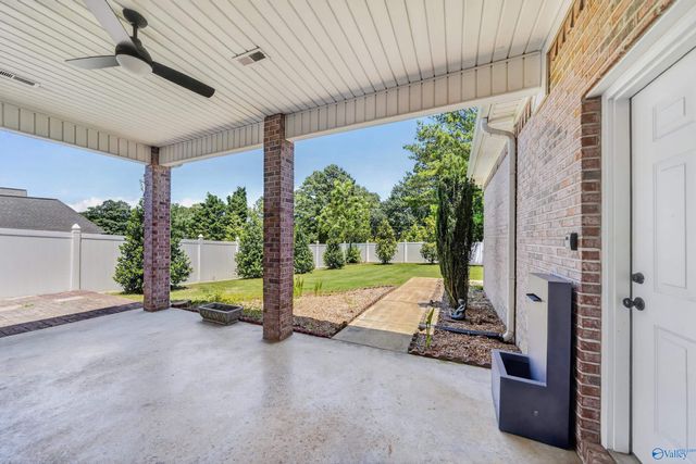 112 Fawn Ridge Drive, Decatur, AL 35603