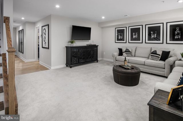 9225 DESTRIER ST, Ranson, WV 25438