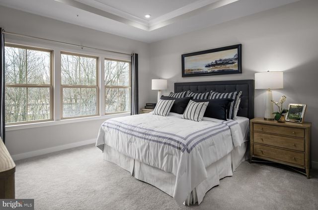 9225 DESTRIER ST, Ranson, WV 25438