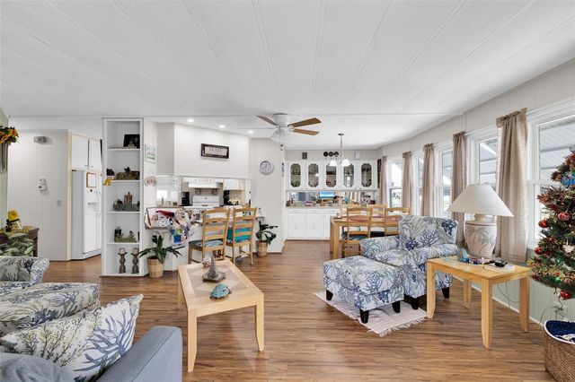 220 LA ROSAS, North Port, FL 34287