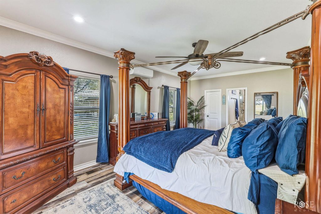 Image 15 of property listing at 216 Wheat Circle, Blackwell, TX 79506
